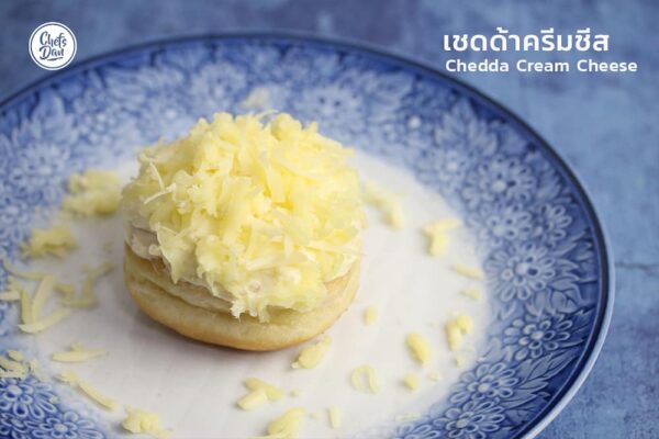 โดนัทสไตล์อเมริกัน เชดด้าครีมชีส